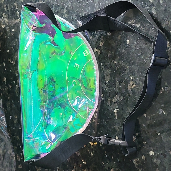 Becca clear Iridescent fanny pack with black adjustable straps - Picture 2 of 4